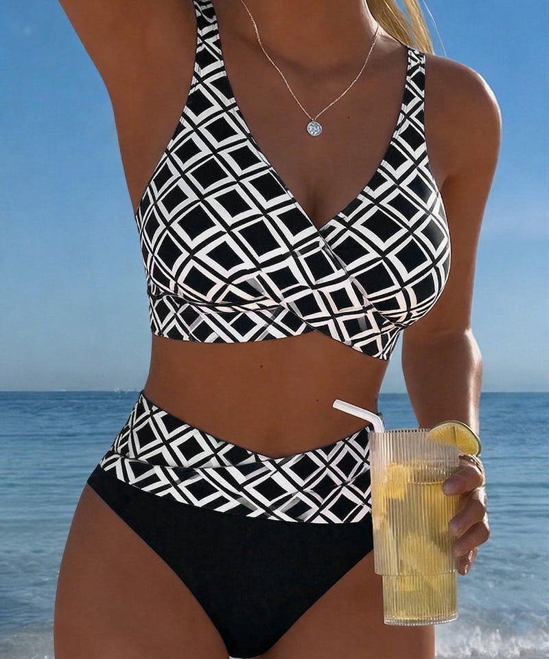 Sydney - Two-Piece Bikini with Cut-Out Bra and Diamond Pattern