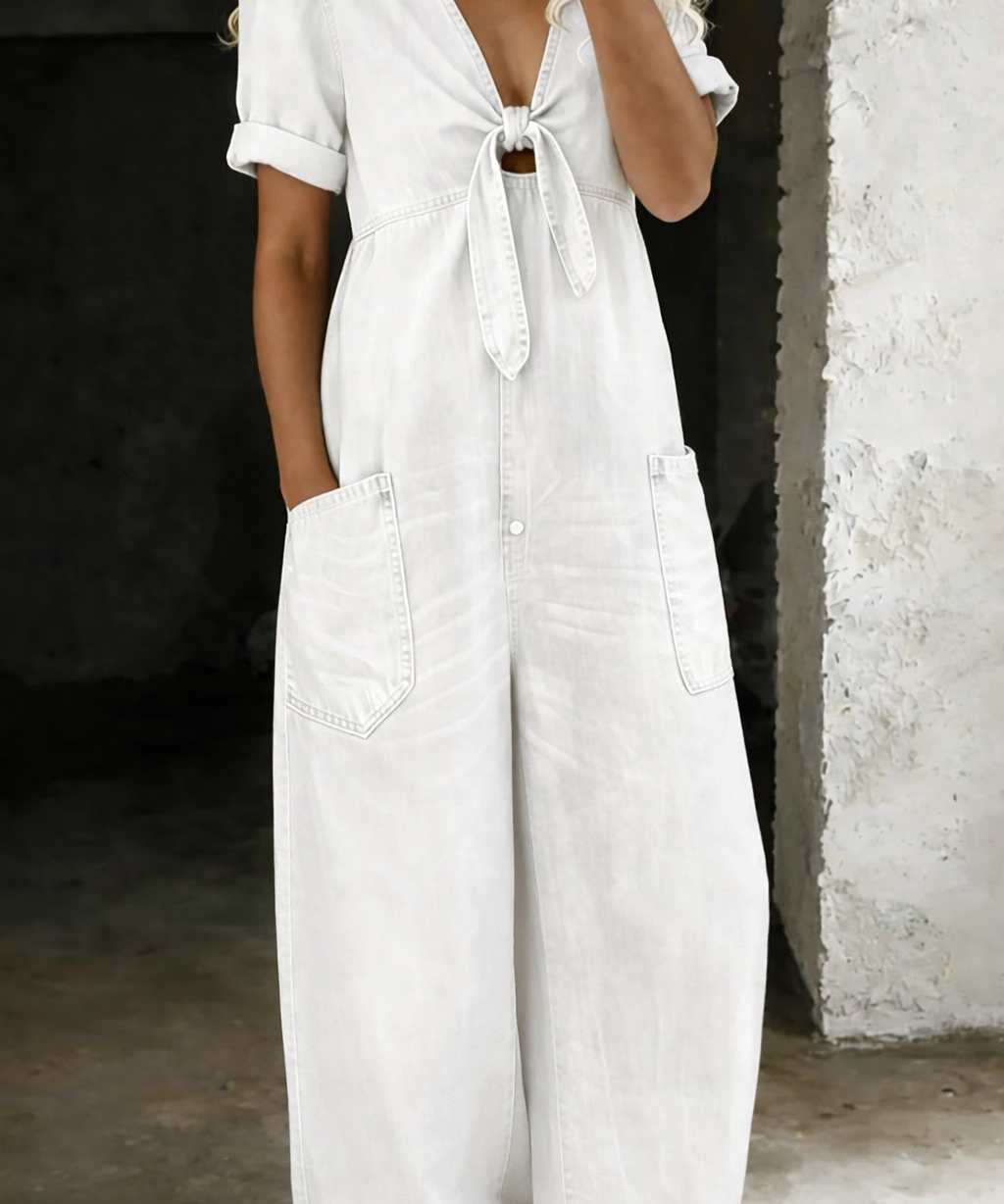 Olga - Short Sleeve Jumpsuit with V-Neck