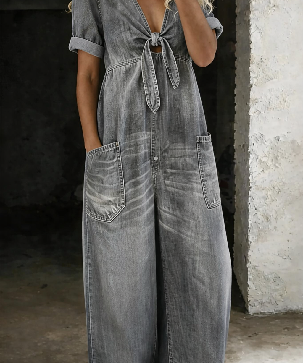 Olga - Short Sleeve Jumpsuit with V-Neck