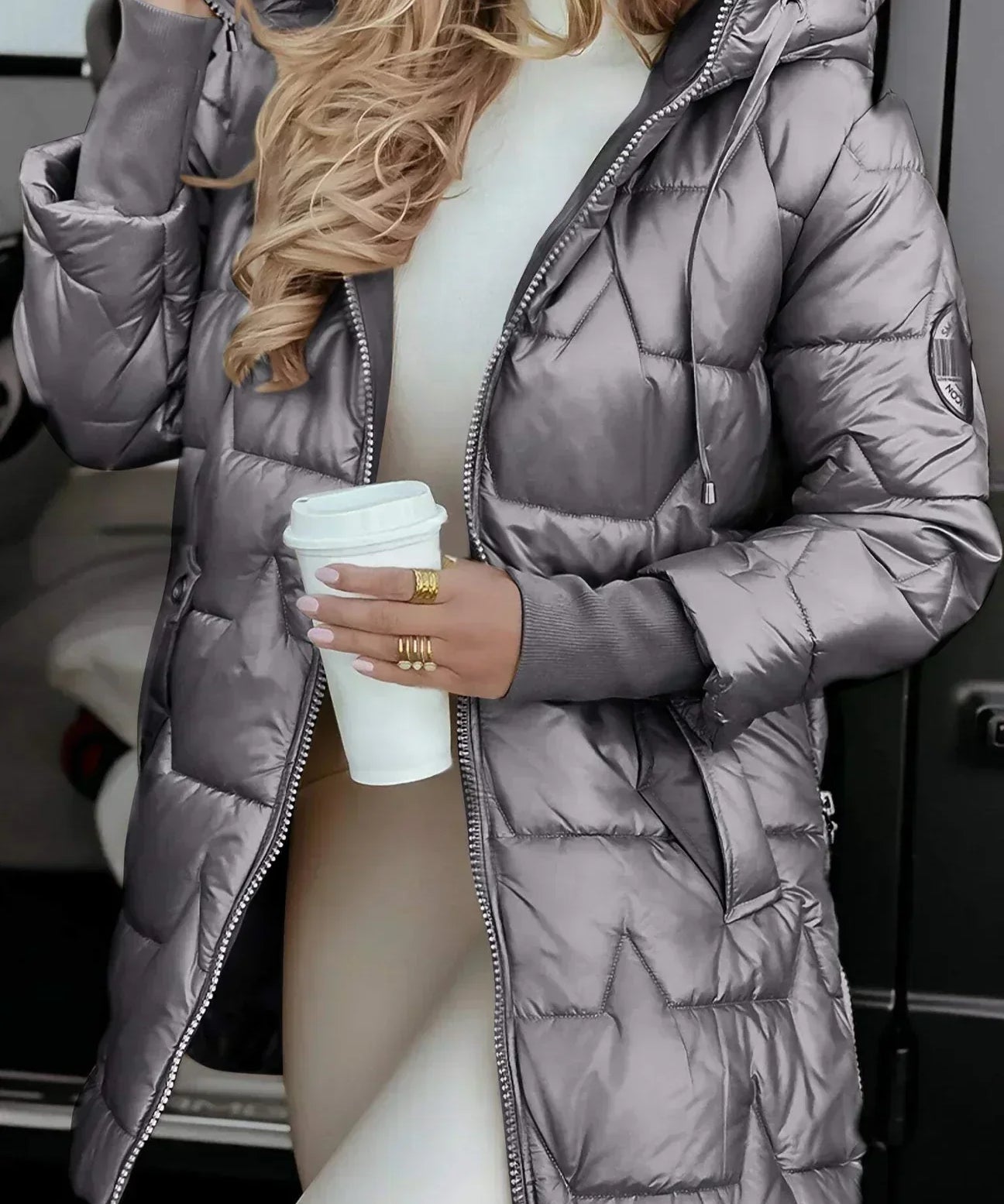 Jewel - Elegant Winter Coat